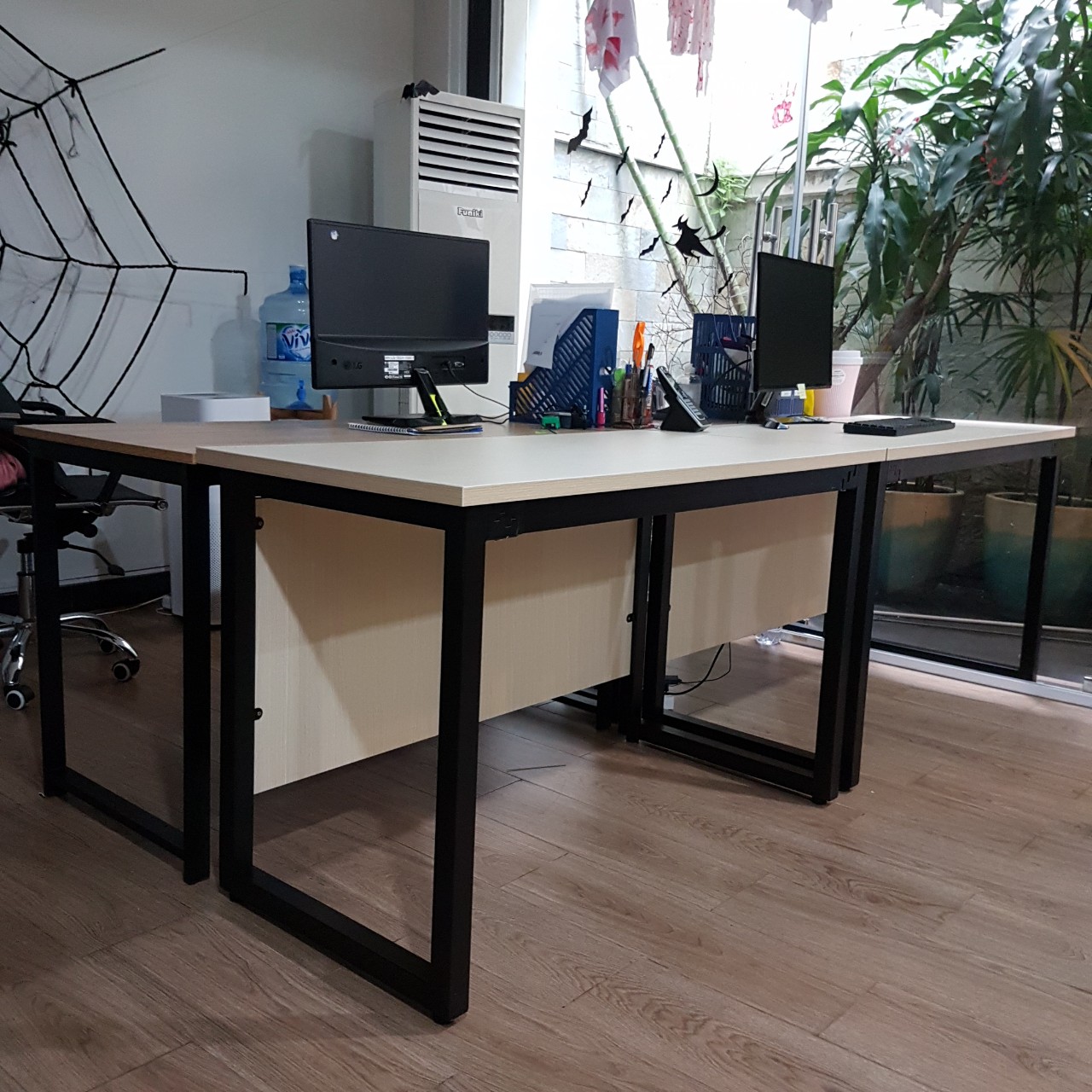 Bàn làm việc PTR120C2